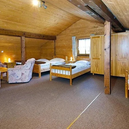 Nyaraló Holiday Homes Im Waldferiendorf, Regen *